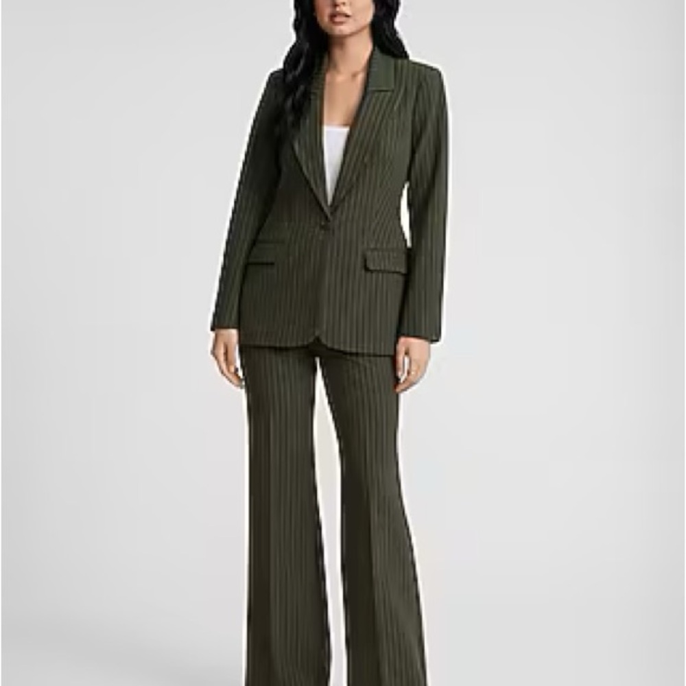 Express Green Pinstripe Suit Set Large/14